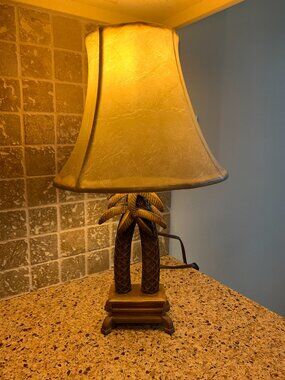 Vintage Tropical Double Palm Tree Table/Counter Top Lamp with Original Shade